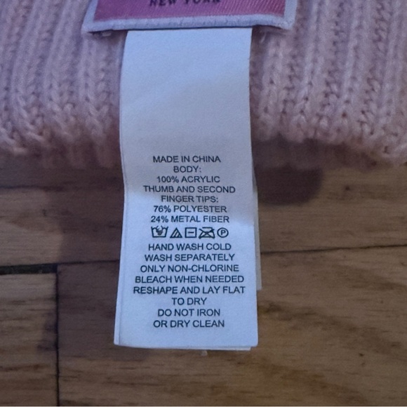 Kate Spade Light Pink English Rose Knit Hat and Gloves Set - BNWOT - Picture 6 of 7